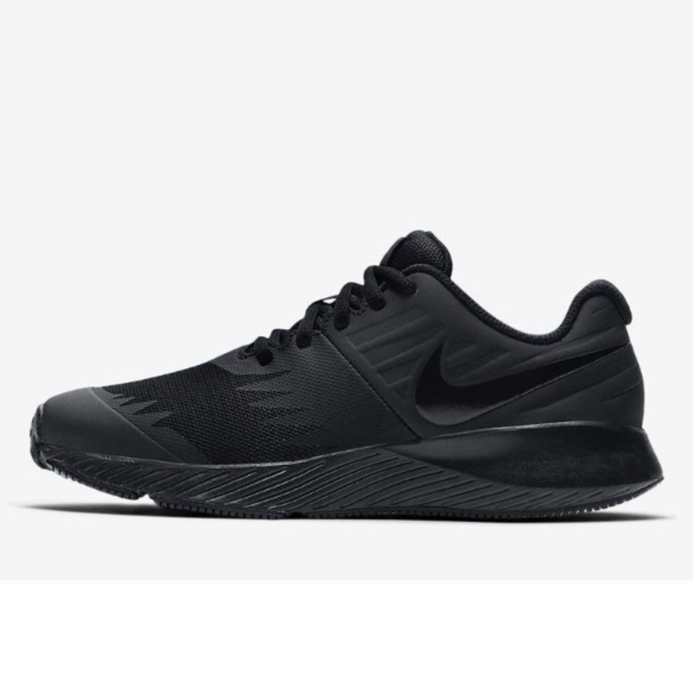 Boys Nike Star Runner Sneakers Size 7 Youth Black